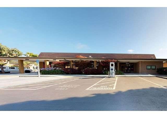 Bank of America Financial Center in Half Moon Bay California