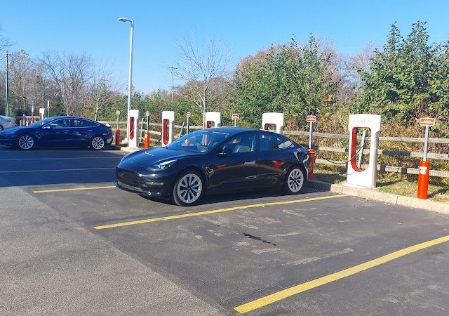 Tesla Supercharger in Fort Washington Pennsylvania