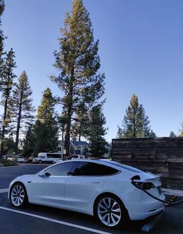Tesla Supercharger in Truckee California