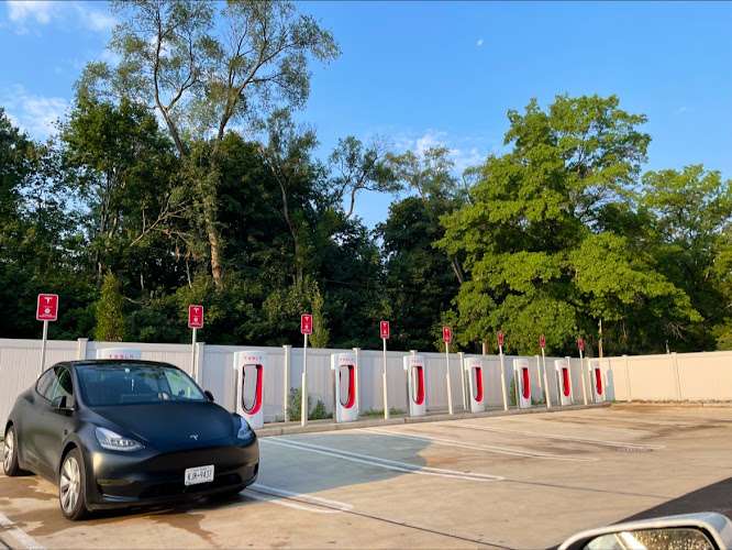 Tesla Supercharger EV Charging Station at 373 Willis Ave