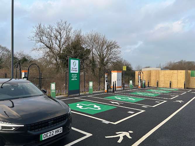 Smart Charge Charging Station EV Charging Station at Heol-y-Pant