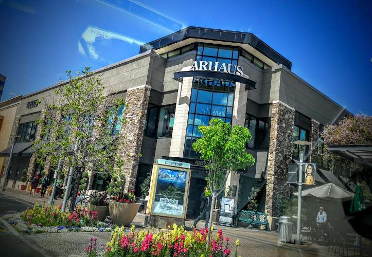 Biltmore Fashion Park EV Charging Station at 2502 E Camelback Rd