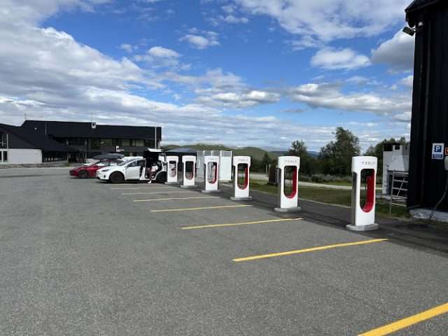 Tesla Supercharger in Hjerkinn Norway 2661