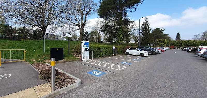 Mer Charging Station EV Charging Station at Retail Park