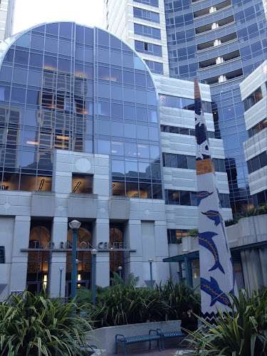 Rincon Plaza EV Charging Station at 121 Spear St