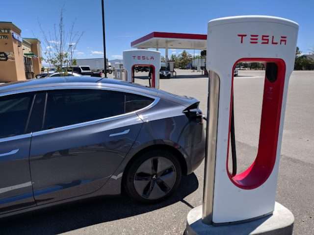Tesla Supercharger in Hawthorne Nevada