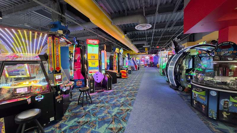 Round1 Bowling & Arcade Main Place Mall EV Charging Station at 2800 N Main St #1100