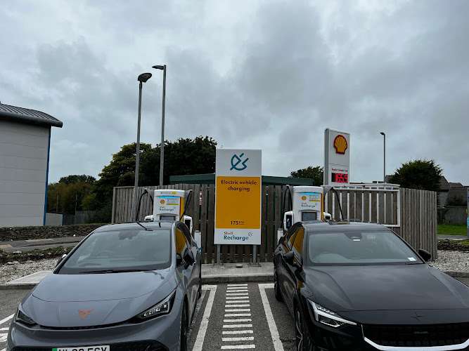 Shell Recharge Charging Station EV Charging Station at B3275