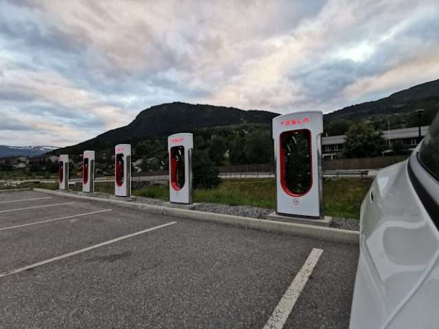 Tesla Supercharger in Skulestadmo Norway 5710