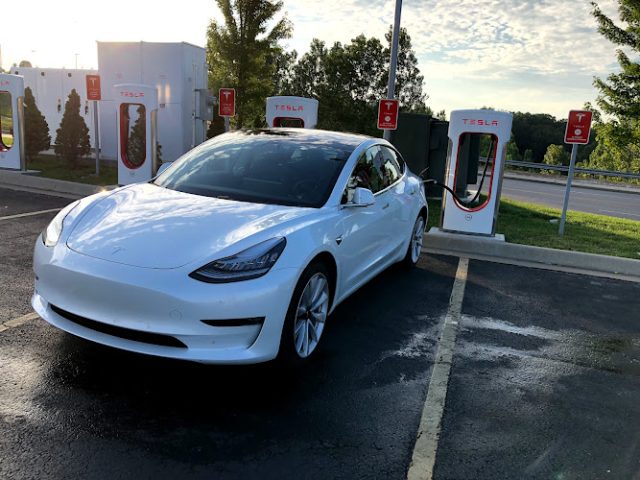 Tesla Supercharger in Osage Beach Missouri