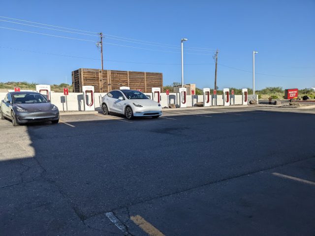 Tesla Supercharger in Mayer Arizona