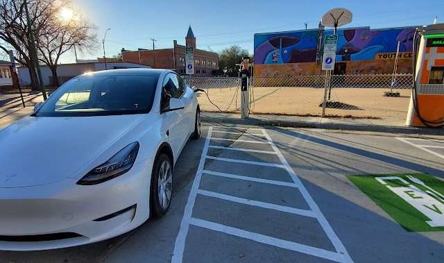 ChargePoint Charging Station in Aurora Nebraska