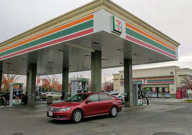 7-Eleven in Fresno California