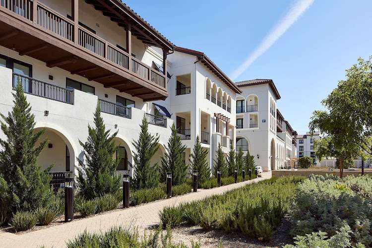 Encasa EV Charging Station at 550 E Weddell Dr