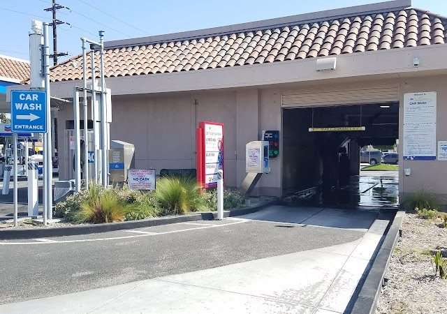 G&M Oil in Fountain Valley California