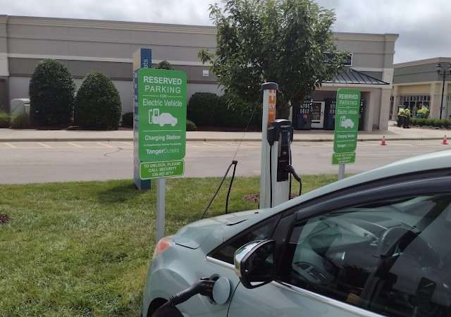 Shell Recharge Charging Station in Mebane North Carolina