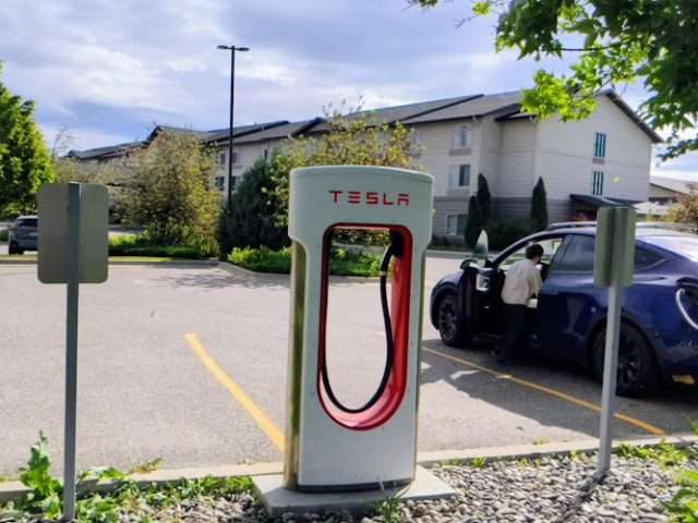 Tesla Supercharger in Billings Montana