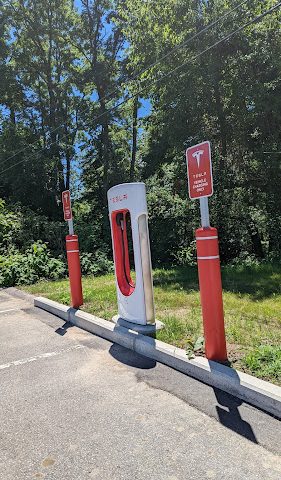 Tesla Supercharger in Meredith New Hampshire