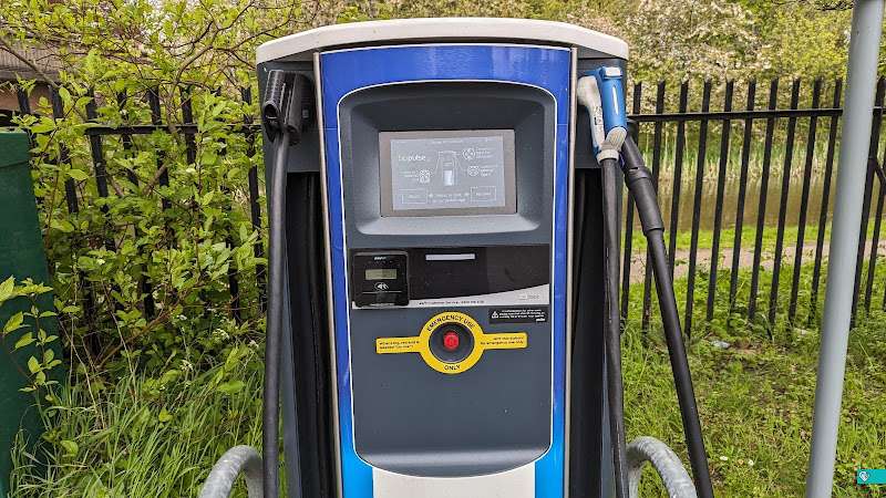 bp pulse Charging Station EV Charging Station at Stephenson Ave