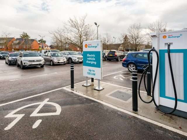 Shell Recharge Charging Station in Wokingham United Kingdom of Great Britain and Northern Ireland
