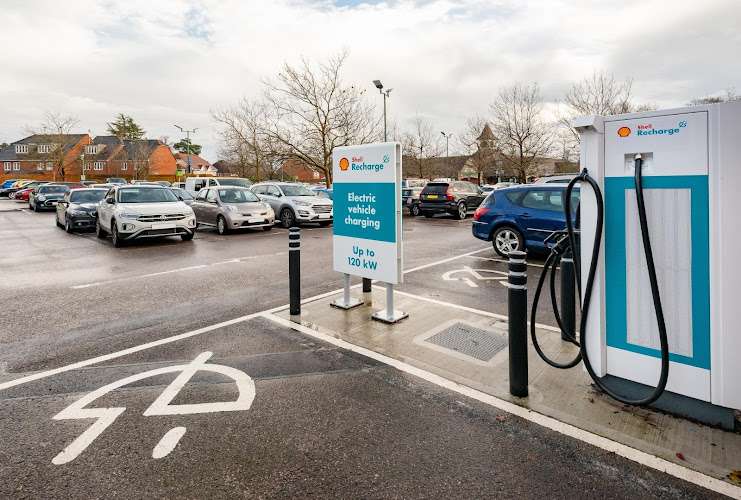 Shell Recharge Charging Station EV Charging Station at Rectory Rd