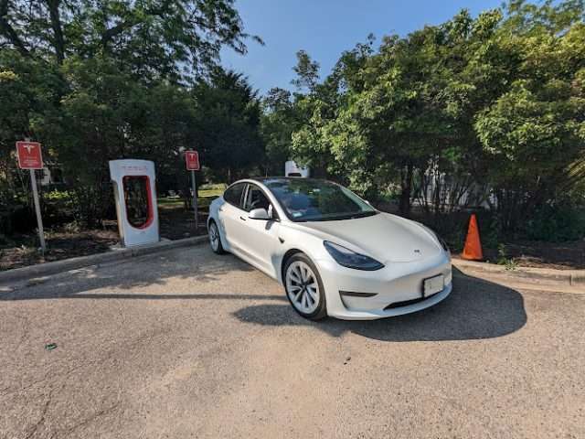 Tesla Supercharger in Lake Geneva Wisconsin