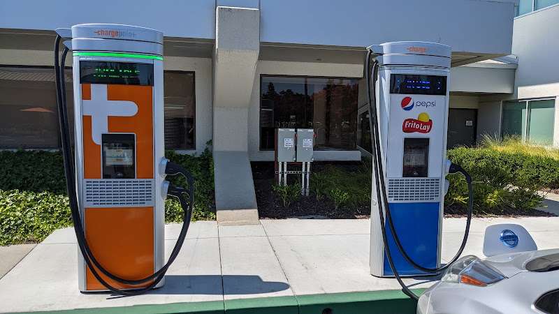 ChargePoint Charging Station EV Charging Station at 3138-3198 Winchester Blvd