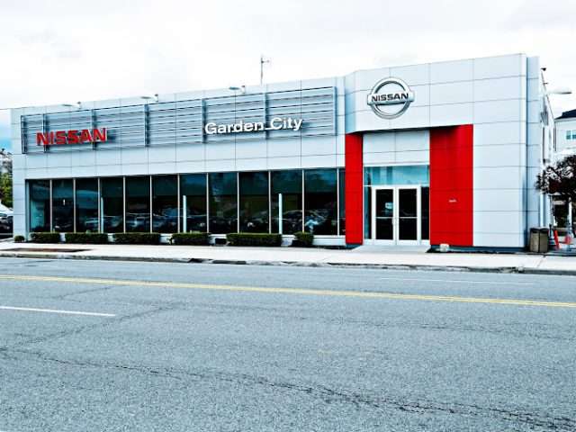 Nissan of Garden City in Hempstead New York