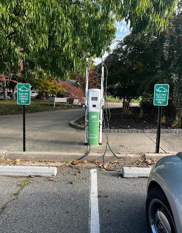 Circuit électrique Charging Station in Aberdeen Maryland