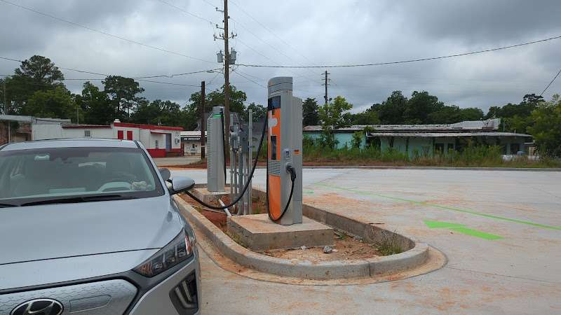 ChargePoint Charging Station EV Charging Station at 26 Stewart St