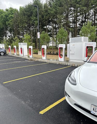 Tesla Supercharger in Yardley Pennsylvania