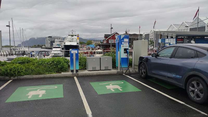 Mer Charging Station EV Charging Station at Storgata 58