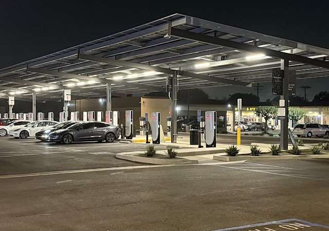 Rove Charging Station in Santa Ana California