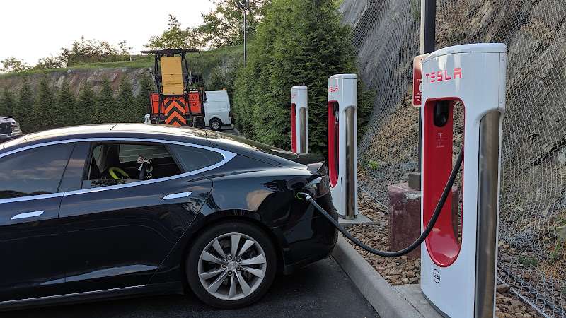 Tesla Supercharger EV Charging Station at 165 Malin Dr