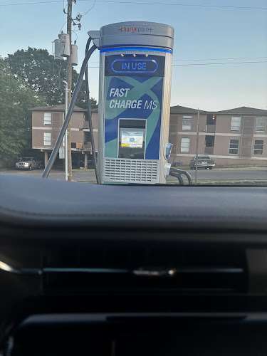 ChargePoint Charging Station EV Charging Station at 301 5th St S