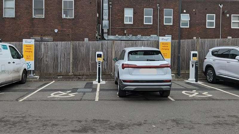 Shell Recharge Charging Station EV Charging Station at Main Rd