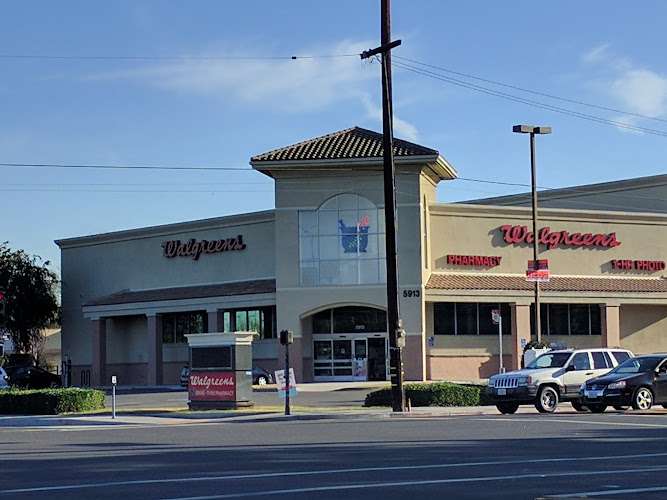 Walgreens EV Charging Station at 5913 E Carson St