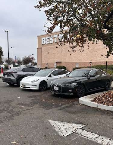 Tesla Supercharger in Modesto California