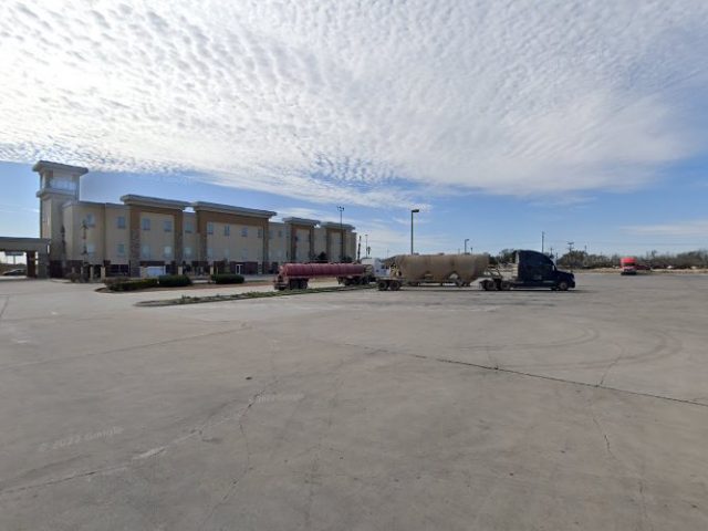 Tesla Supercharger in Mathis Texas