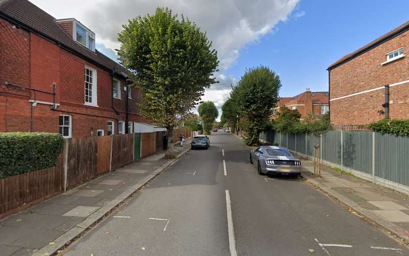 Source London Charging Station EV Charging Station at 2 Carew Rd