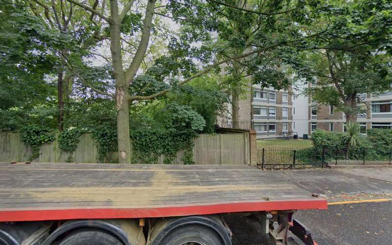 Source London Charging Station EV Charging Station at 26 Ilchester Pl