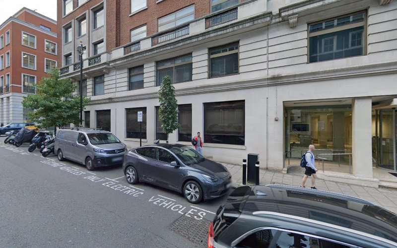 Source London Charging Station EV Charging Station at 21 Curzon St