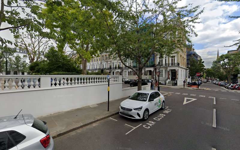 Source London Charging Station EV Charging Station at 1 Brunswick Gardens