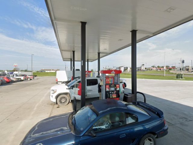 Francis Energy Charging Station in Chillicothe Missouri