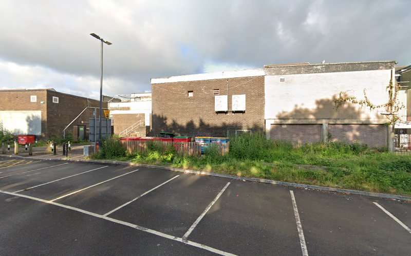 Connected Kerb Charging Station EV Charging Station at High St