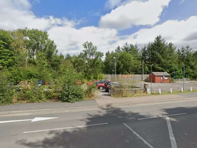 Connected Kerb Charging Station in Car Park United Kingdom of Great Britain and Northern Ireland