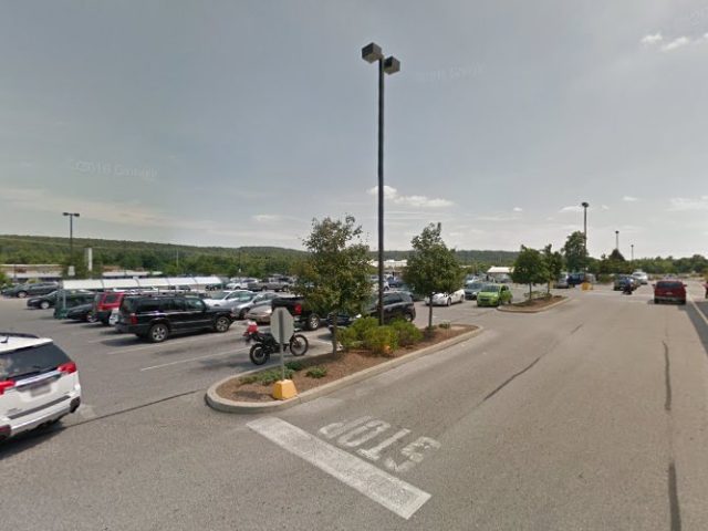 Shell Recharge Charging Station in Manchester Pennsylvania