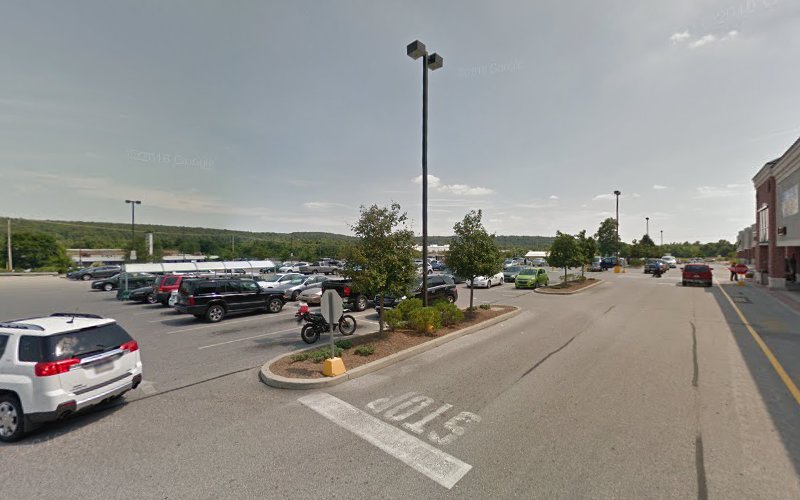 Shell Recharge Charging Station EV Charging Station at 205 Glen Dr