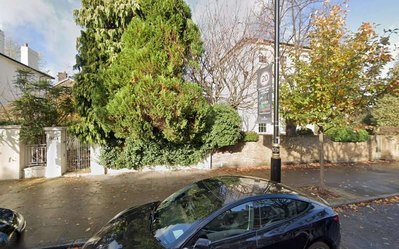 Shell Recharge Charging Station EV Charging Station at 96 St John's Wood Terrace