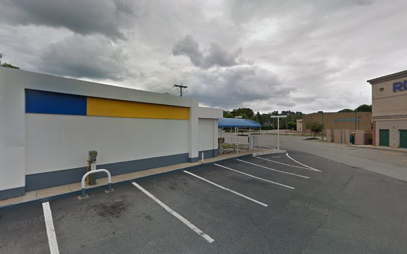 Shell Recharge Charging Station EV Charging Station at 461 E Washington St